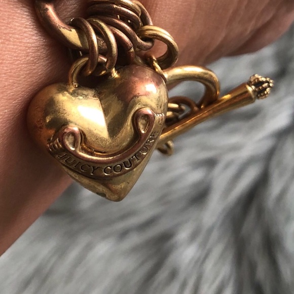 FREE WITH PURCHASE***Juicy Charm Bracelet - Picture 3 of 8